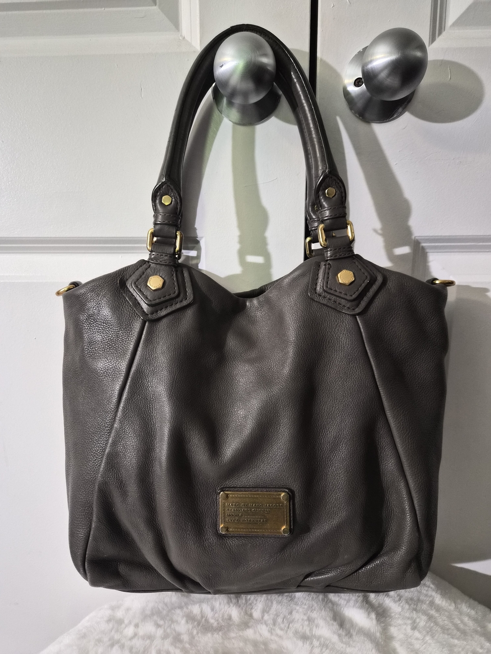 Marc by Marc Jacobs Gray Leather Tote Bag with Gold Hardware